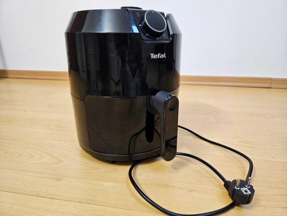 Airfryer Fritadeira Tefal EY2018 - compacta e económica