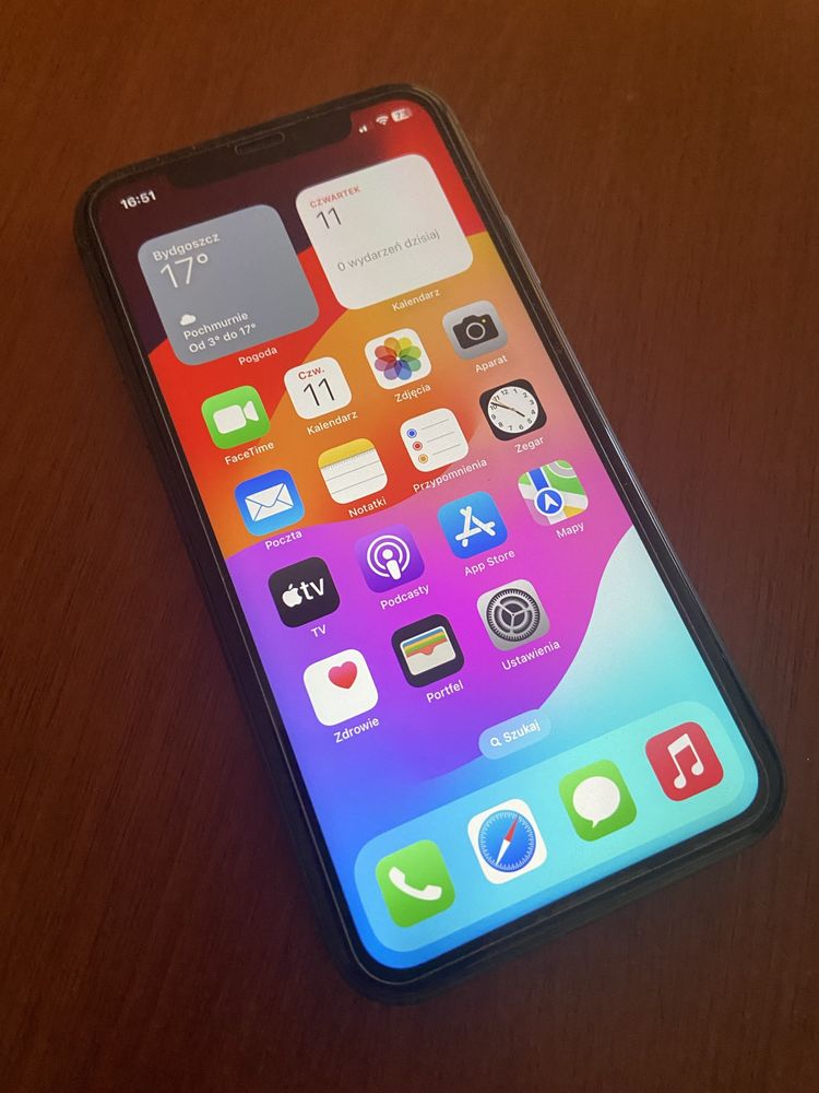 Iphone 11 64gb bateria 84%