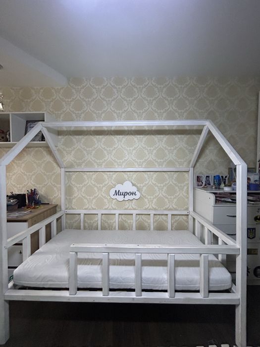 Кровать домик кроватка