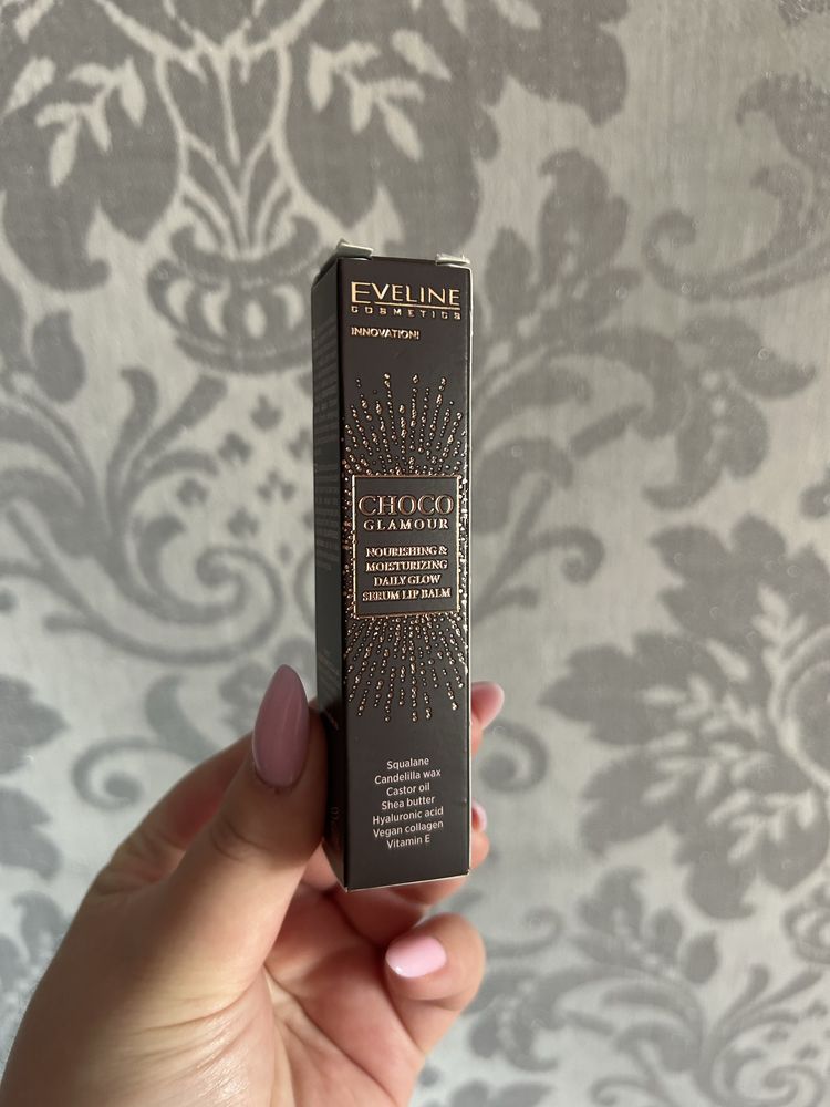 Eveline Choco Glamour Odżywczo-Nawilżający Balsam-Serum do Ust