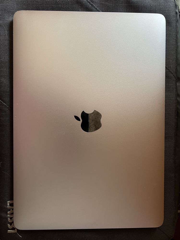 MacBook pro 13 16/256
