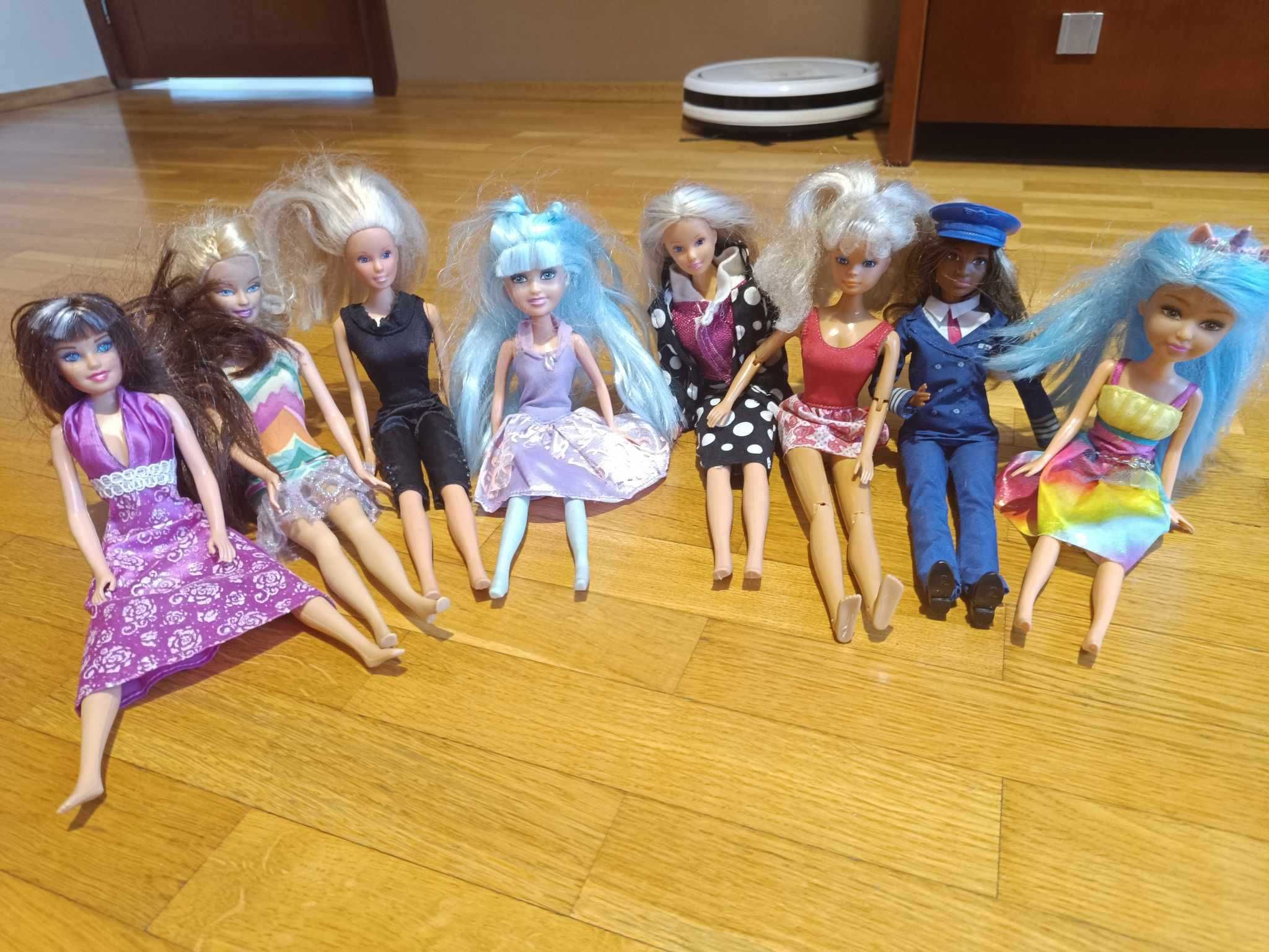 Laleczki barbie  komplet