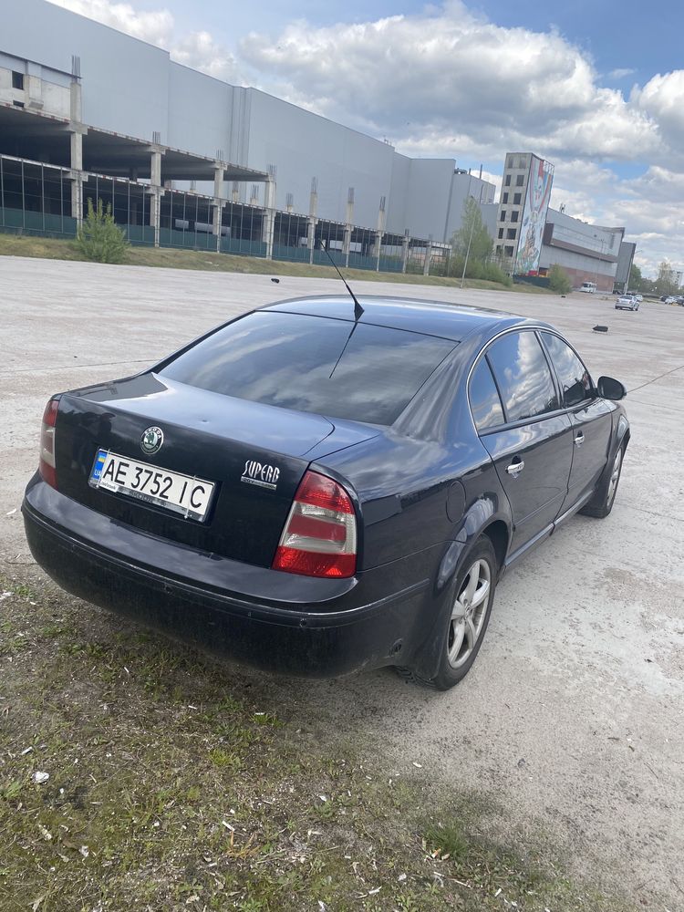 Продам skoda superb 1.8Т