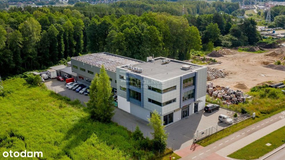 Nowoczesny budynek usługowo-magazynowy