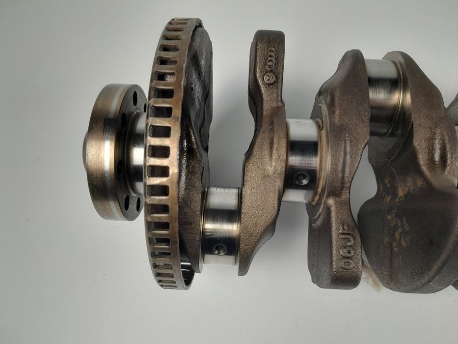 Колінвал 1.8TSI CDA Skoda Octavia A5 FL 2008-2013p Коленвал Шкода А5