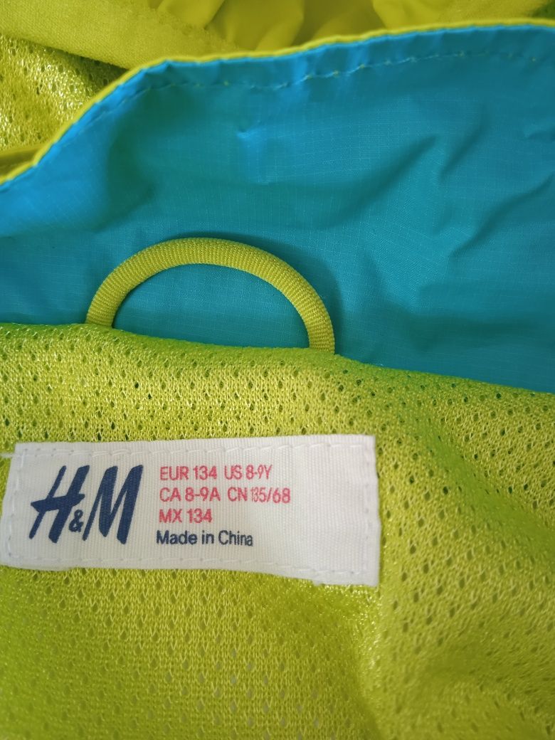 Kurtka chłopięca H&M R-128/134 wiatrówka