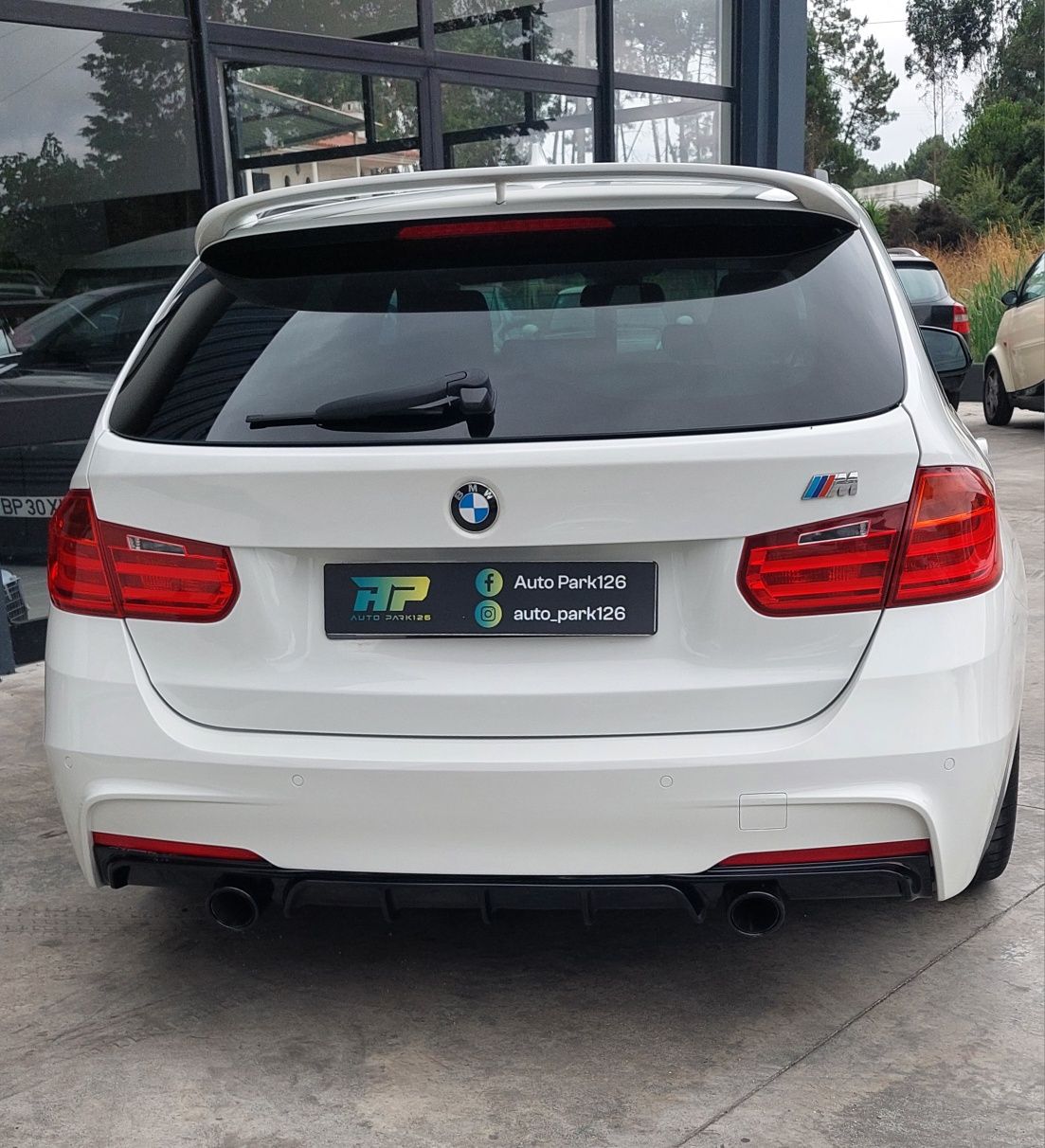 BMW 320 PACK-M Touring "LOOK 335"