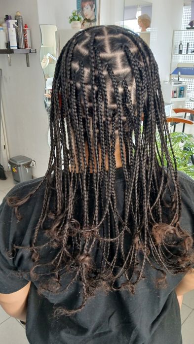 Tranças Africanas e venda de Extensões