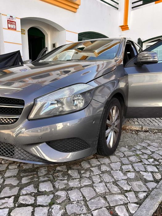 Mercedes-Benz Classe A 180 CDI BlueEfficiency Urban - NACIONAL