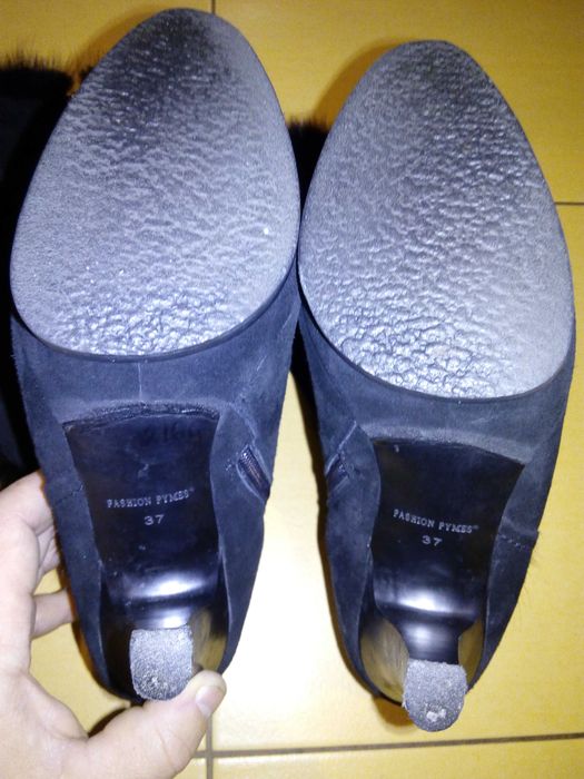 Чоботи жіночі зимові замшеві, розмір - 37.