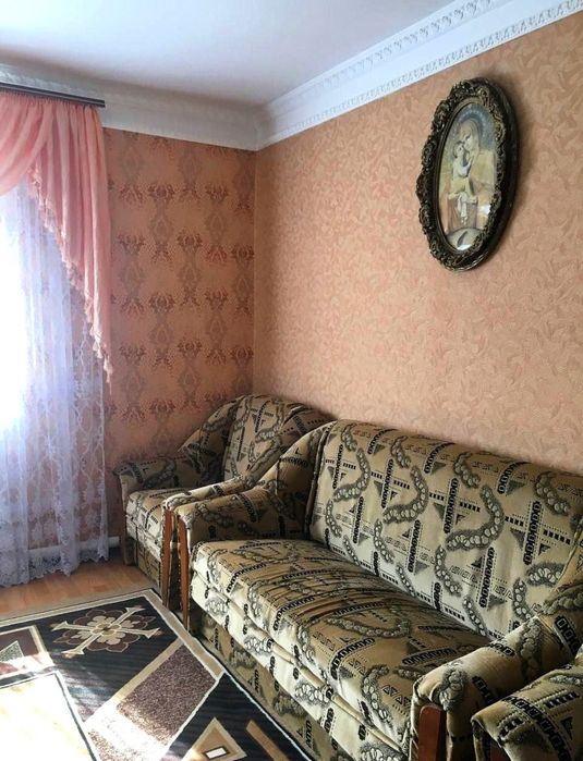 Будинок великий двоповерховий зі зручностями Вапнярка