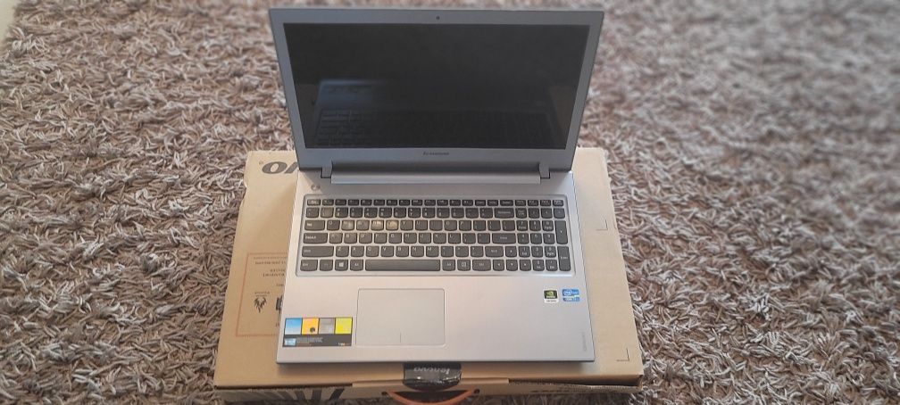 Laptop Lenovo Z500 , 15.6" , ssd256, I7 2.2ghz, wiin 10 pro