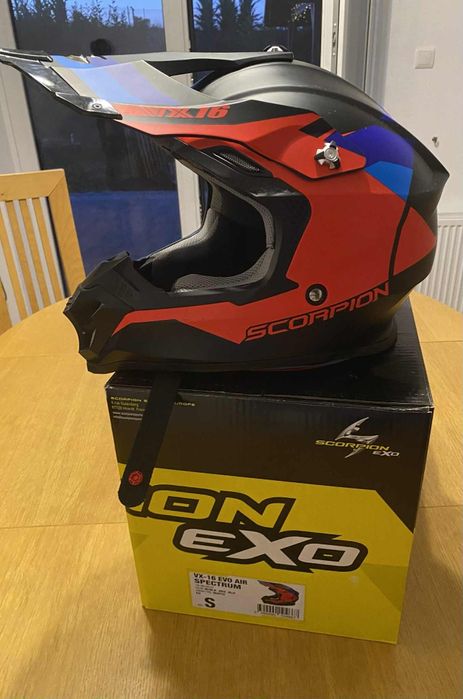 Kask Scorpion  EXO