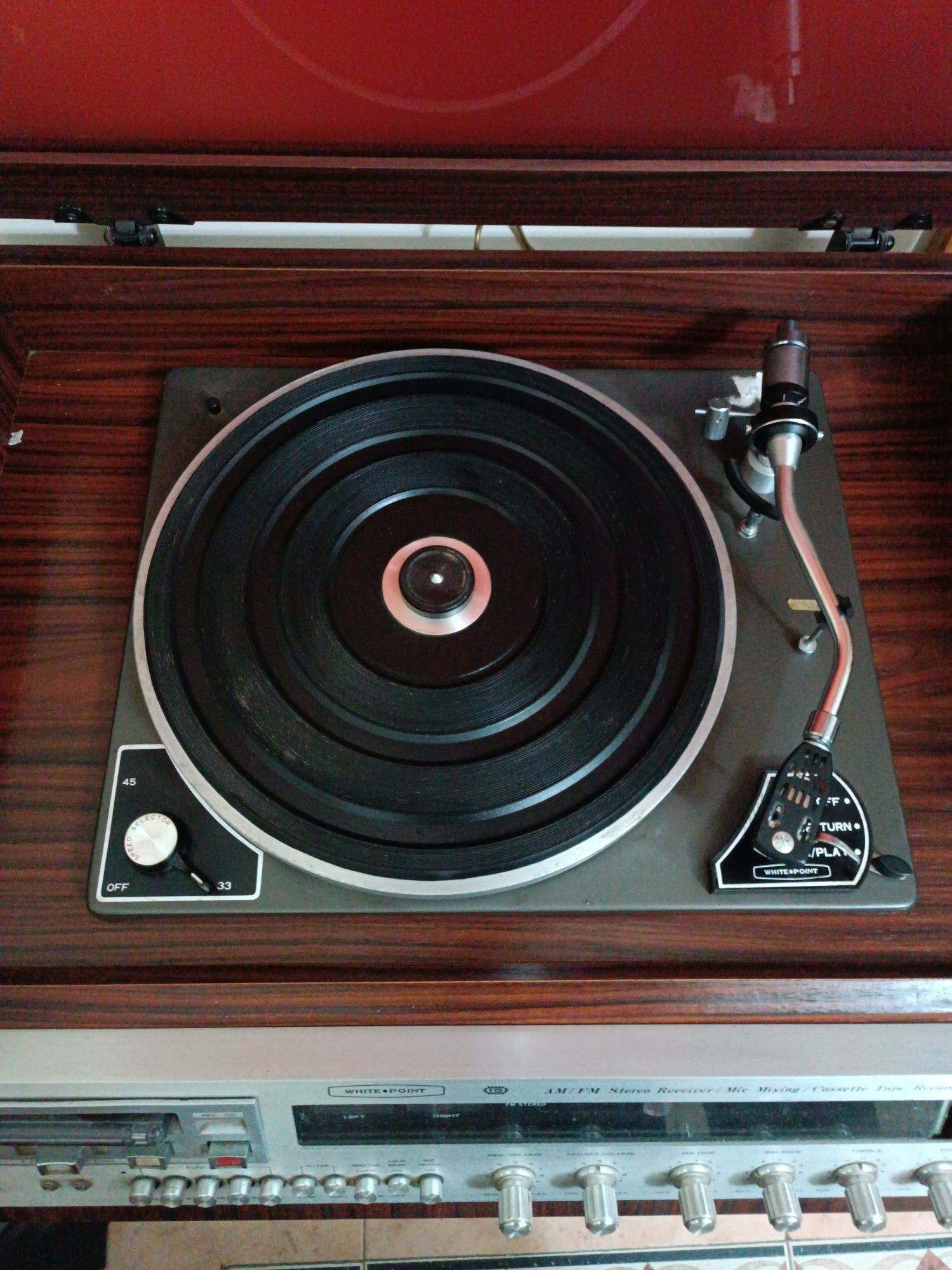 Aparelhagem vintage hifi com móve incorporadol