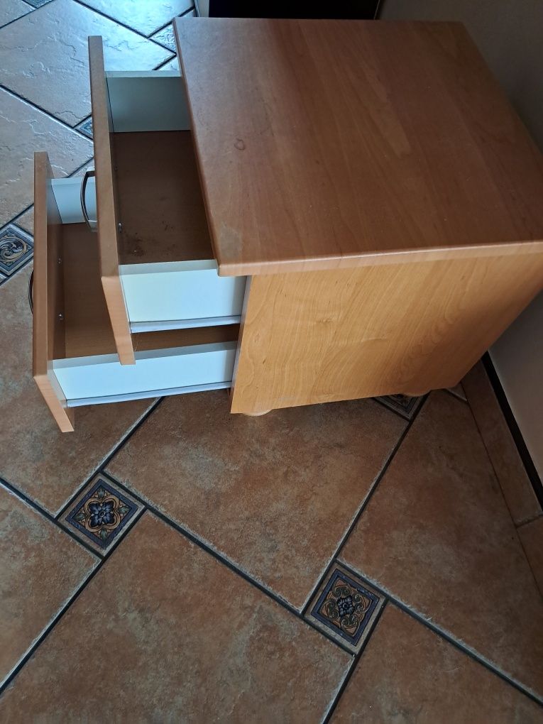 Stolik szafka nocna Olcha