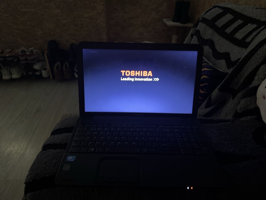 Portátil Toshiba – Barato / Ideal para tarefas simples