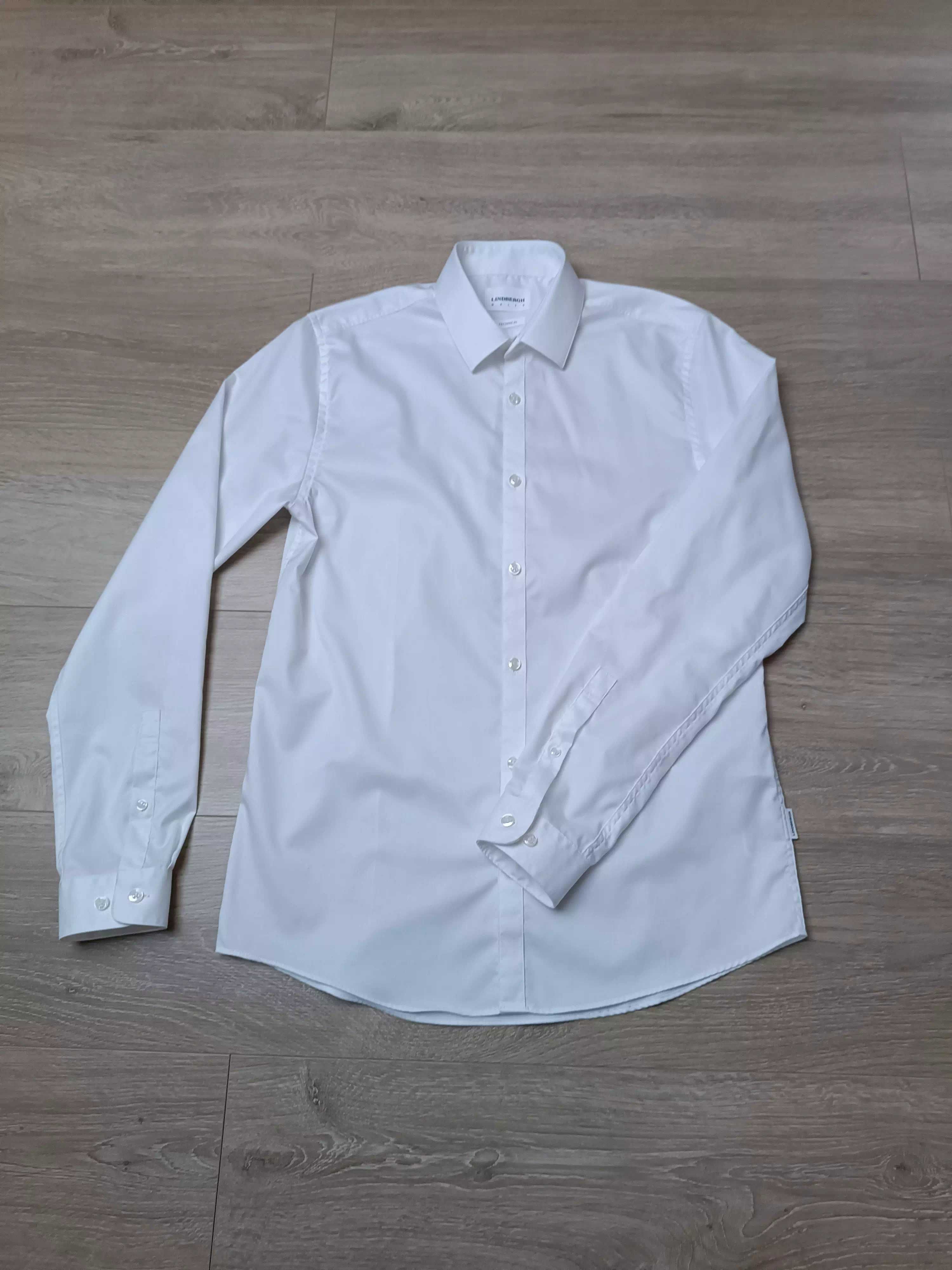 Gładka koszula długi rękaw kołnierzyk guziki 'Lindbergh White' S