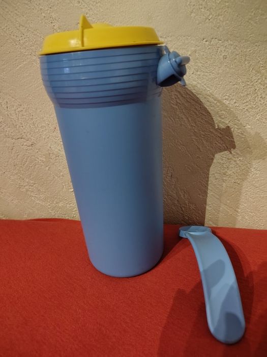 Dzbanek termos pojemnik Tupperware 1,1 L Twist N Pour