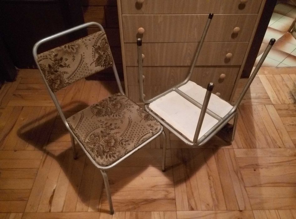 Krzesła Retro pamiątka PRL