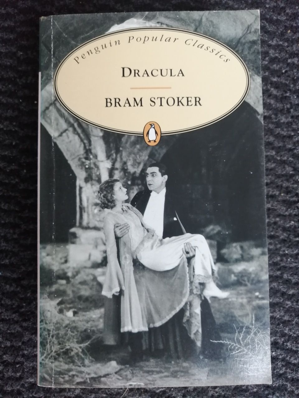 Dracula (Bram Stoker) Penguin Popular Classics