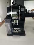 Ekspress do kawy DeLonghi Dinamica