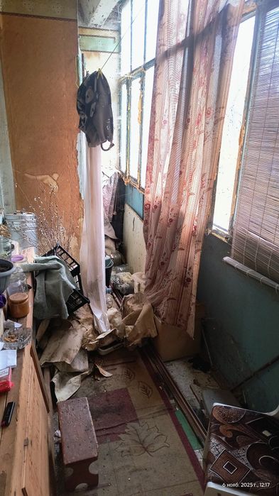 Продам 3-х. комнатную квартиру под ремонт..