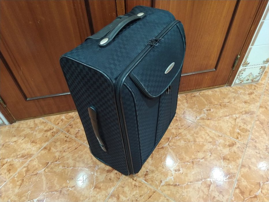 Mala malas de porão até 23 kg viagem casa quarto apartamento carro.