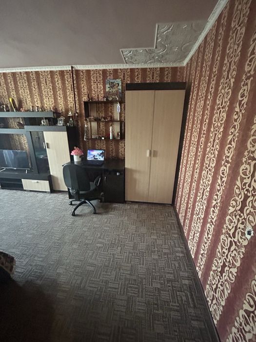 Продам квартиру 2 комнатную (42мкв)