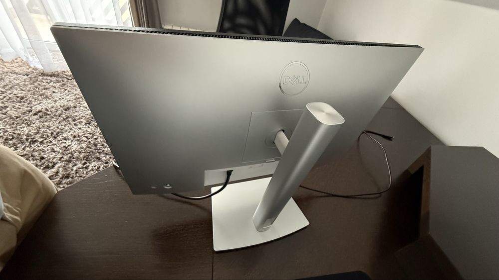 Monitor Biurowy DELL 24" U2422H Prawie Nowy