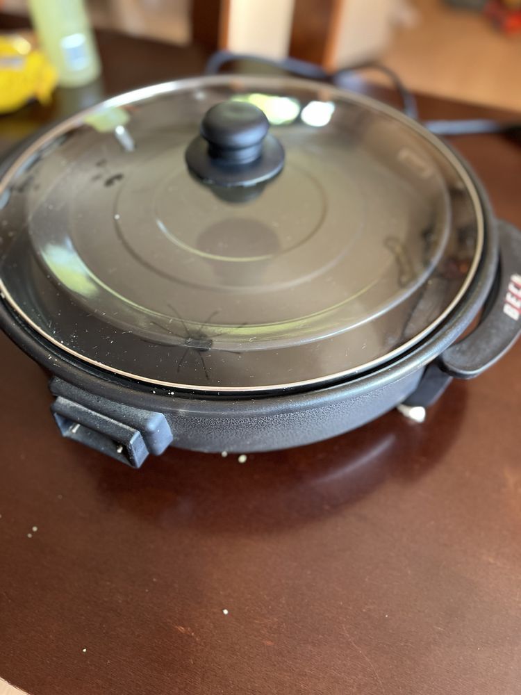 Grill elektryczny patelnia grillowa Beck