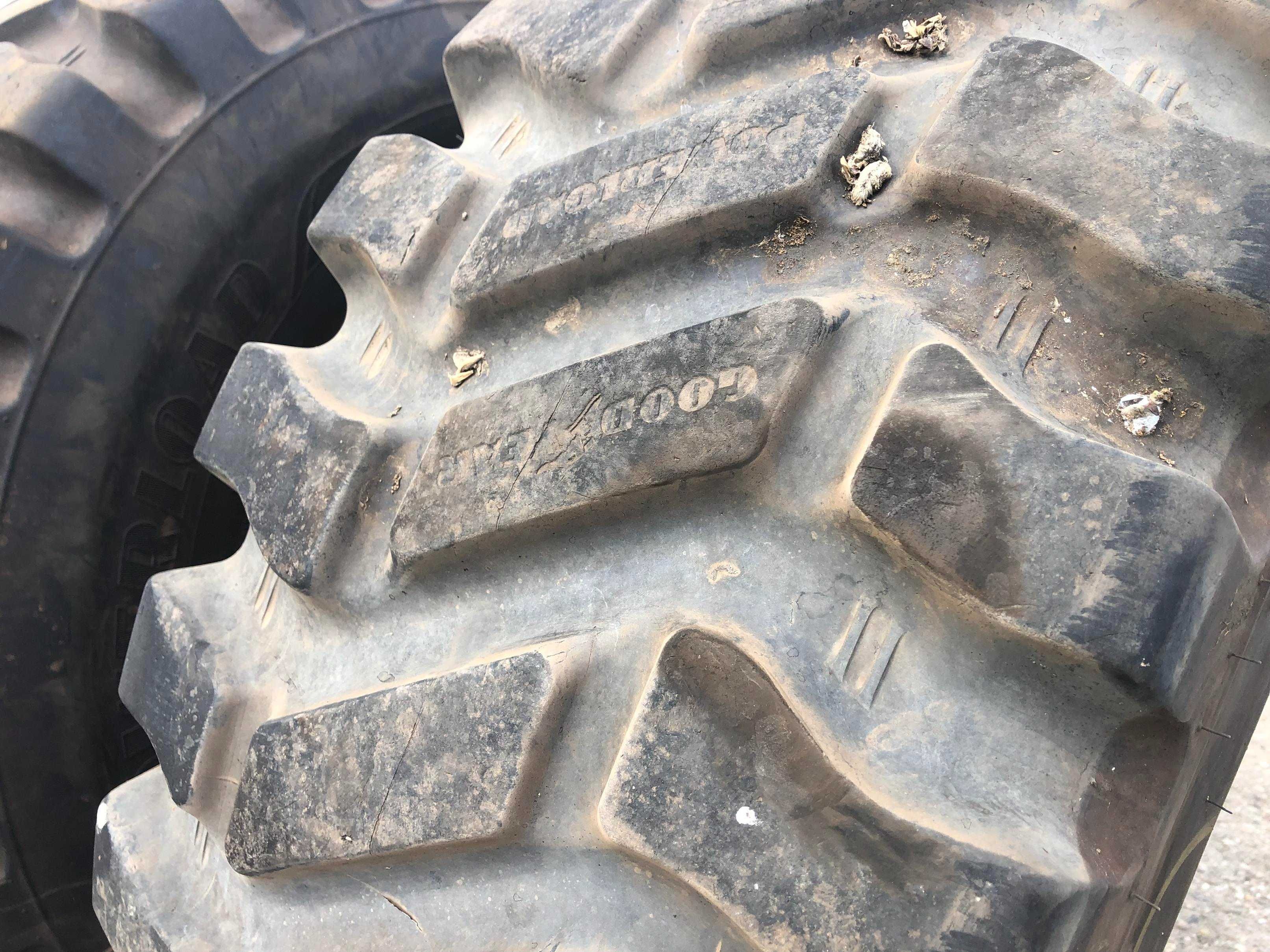 Opony Używane 405/70r20 Goodyear Powerload Radial 95% Bieżnika