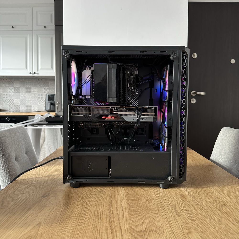 Komputer Gamingowy RX7700XT | i5-12400 | 32 GB | SSD