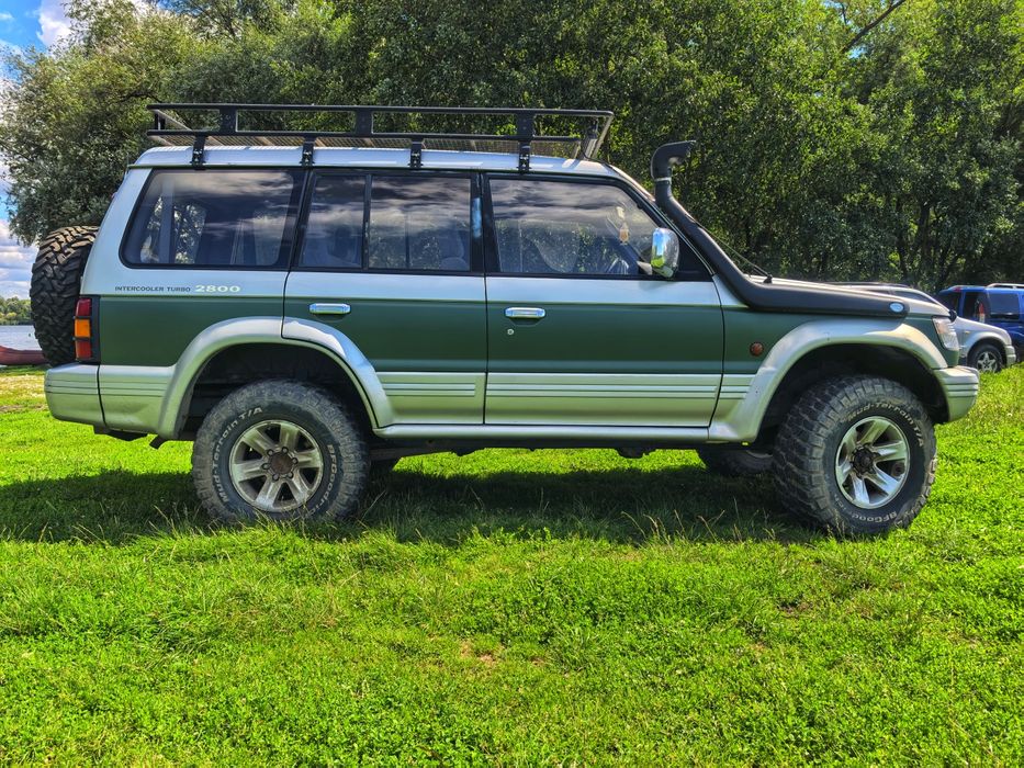 Mitsubishi Pajero II 2.8td skrzynia SS