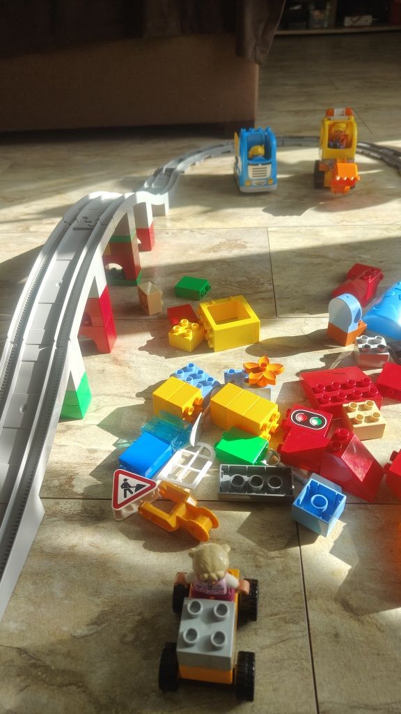 LEGO Duplo pociąg tory kolejowe