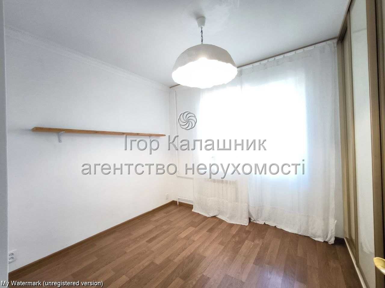 Продаж 3 кімн квартири вул Вербицького, 8А метро Харківська 15хв.пішки