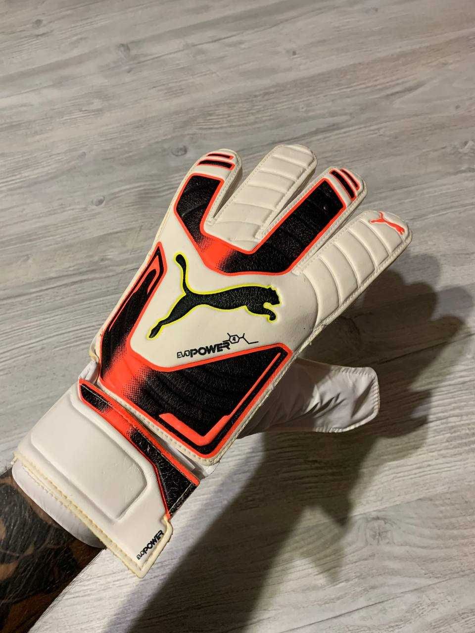 Воротарські рукавиці Puma оригінал