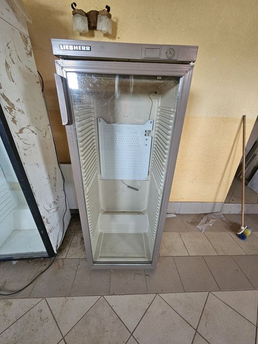 Холодильник для магазину