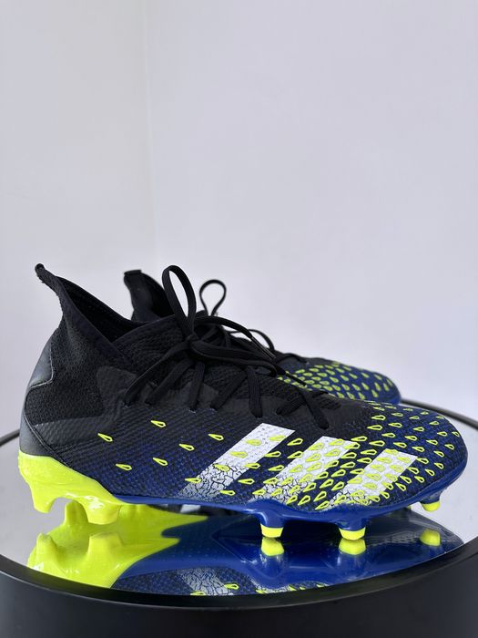 Мощные бутсы с чулком дитячі бутси Adidas Predator Freak