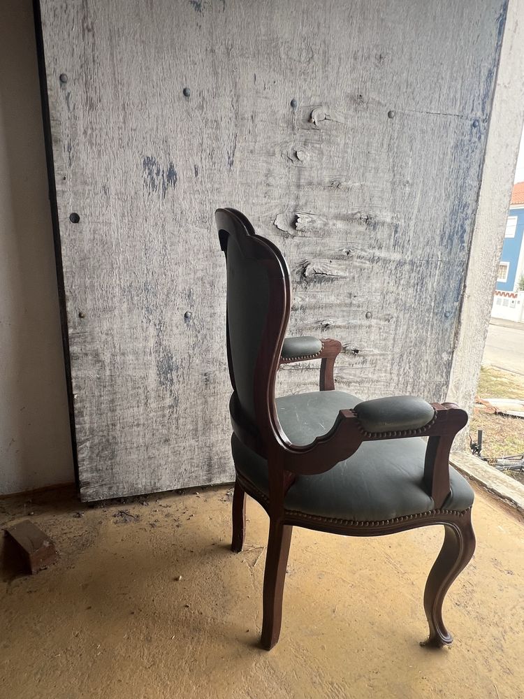 Cadeirão tipo Bergère