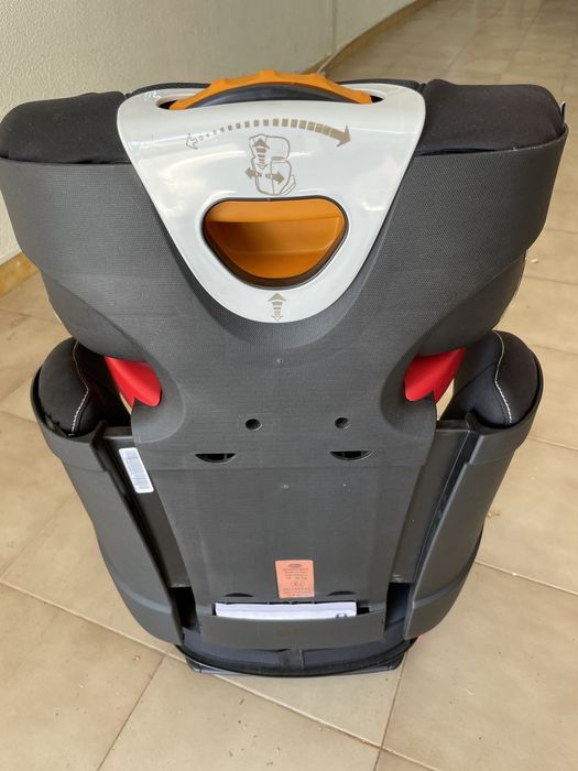 A cadeira auto Chicco