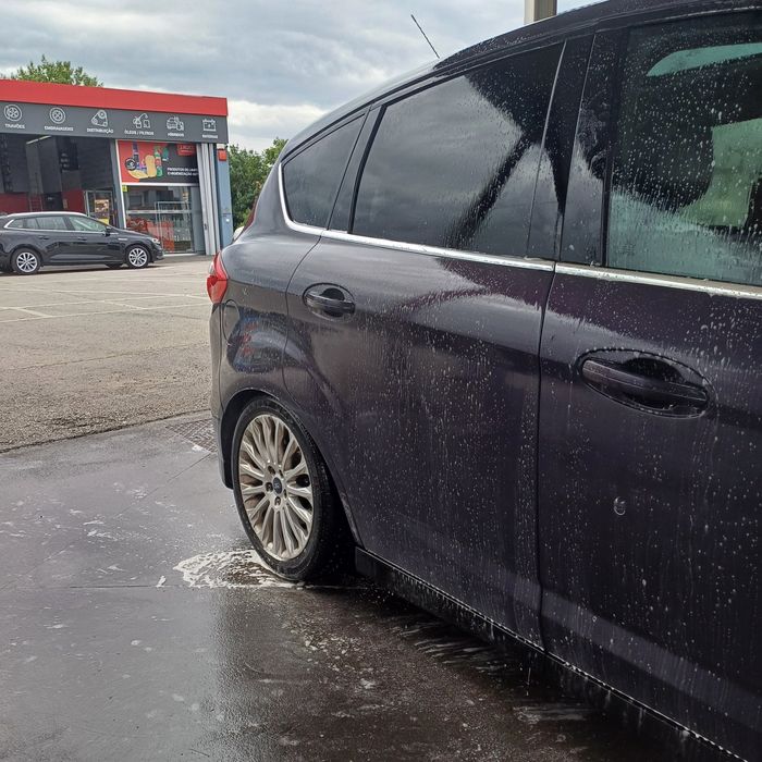 Ford cmax titanium  1.6 tdci 115 cv ano 2011  motor PSA