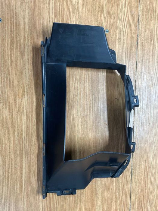 Porsche cayenne 9y0 рестайл правий воздуховод 9y0807162k