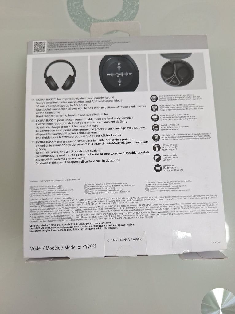 Навушники Sony WH-XB910N Black