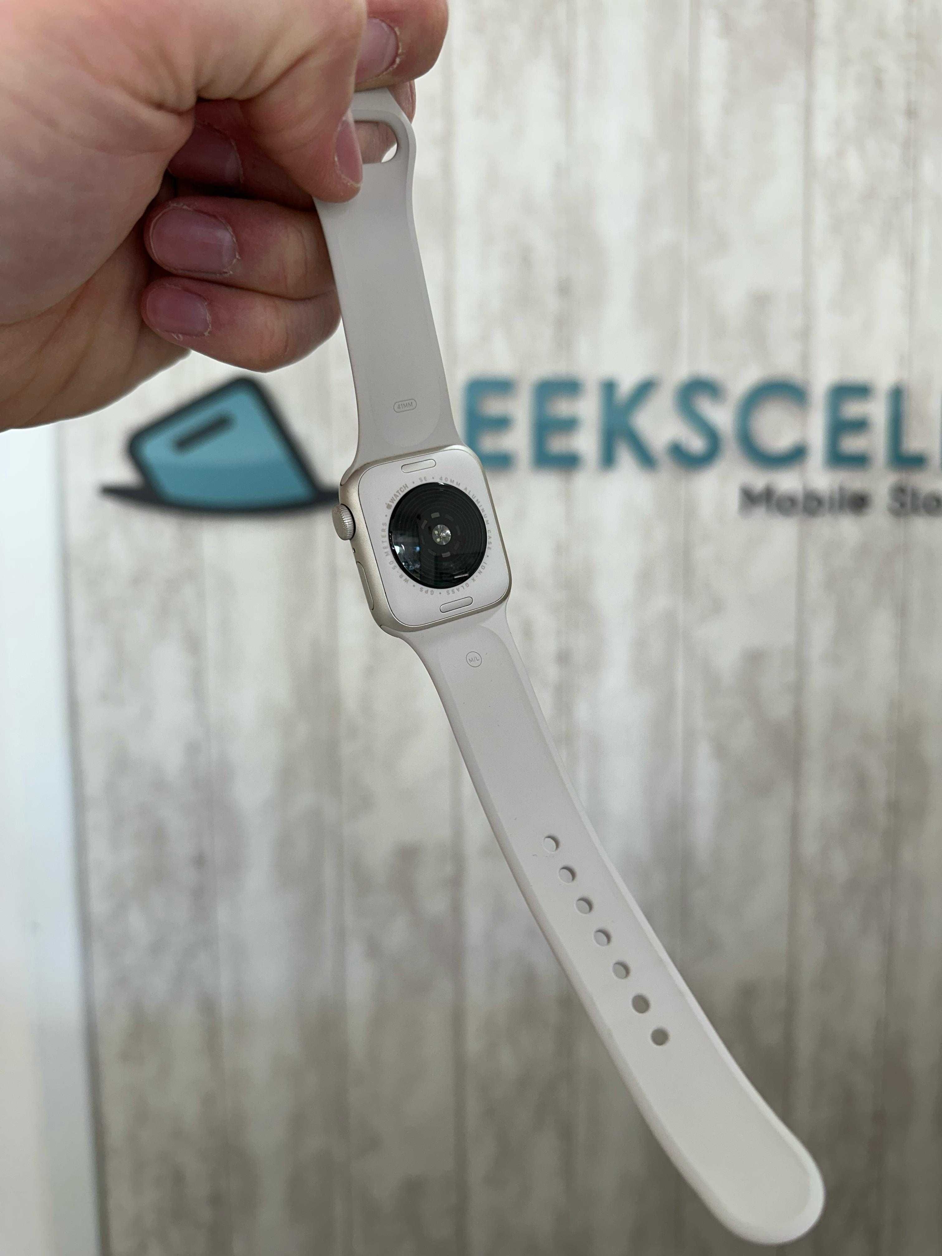 APPLE WATCH SE 2ª GERAÇÃO - 40 MM - STARLIGHT - 24 MESES DE GARANTIA