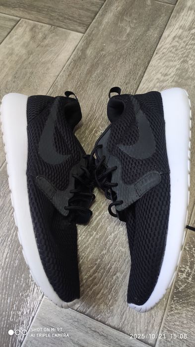 Чоловічі кросівки