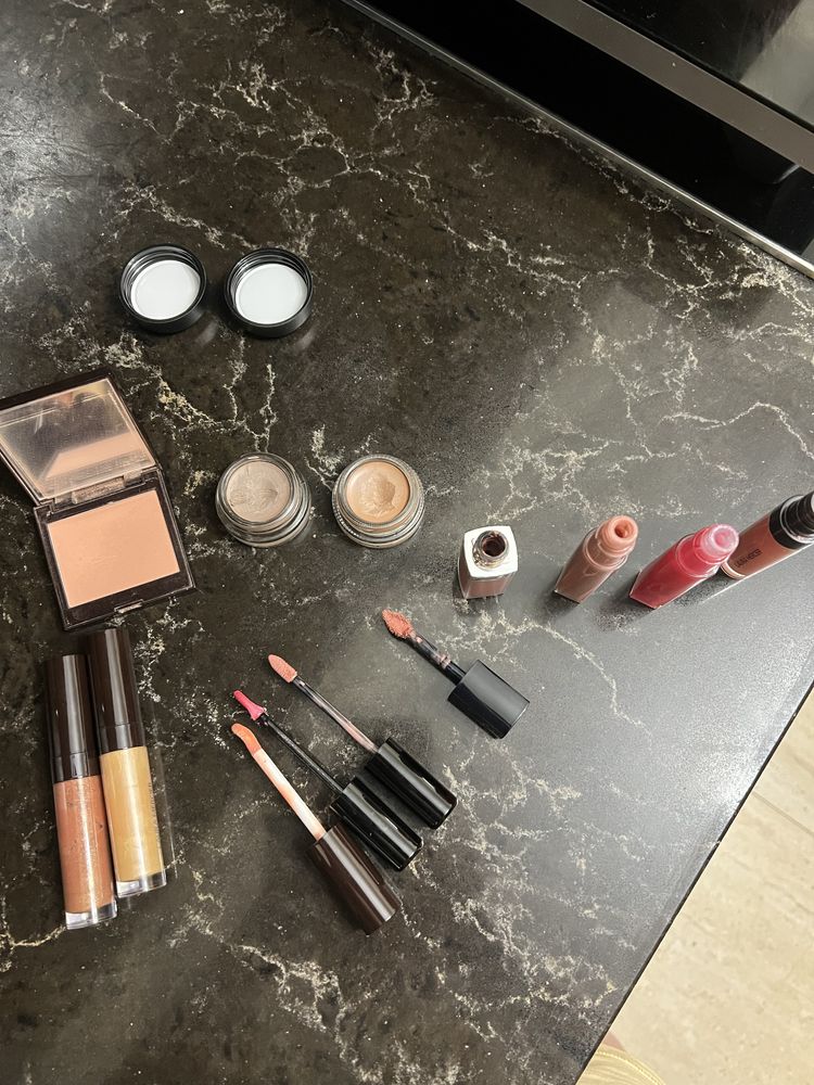 Laura Mercie, Dior, Mac, Lancome лот косметики!
