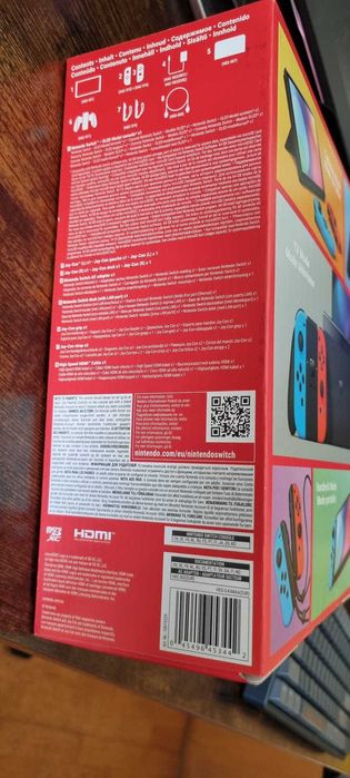 Nintendo Switch OLED + Comando [SELADA]