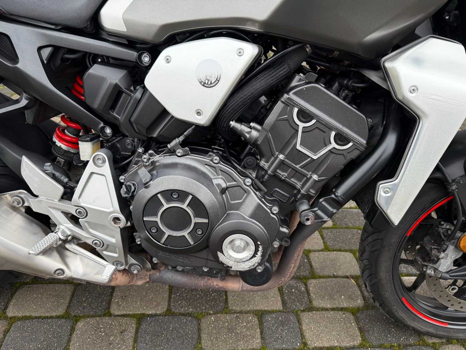 HONDA CB 1000R, CB 1000, 18r, bezwypadek, silnik do naprawy, oryginał