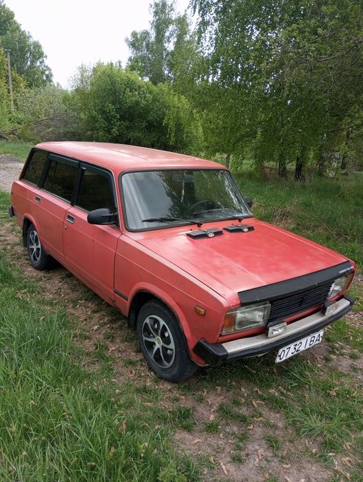 ВАЗ 2104 на повному ходу