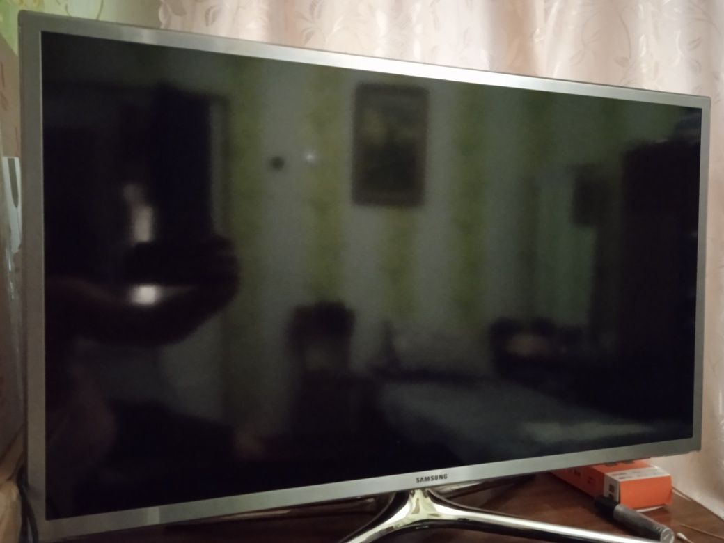 Телевизор смарт ТВ Samsung 32